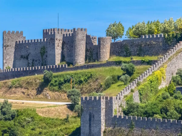 Schloss Montemor-o-Velho – sehenswerte Festung im Zentrum Portugals